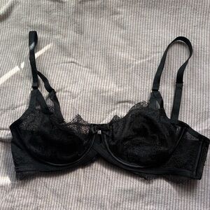 Victoria's Secret Black Unlined lace Bra